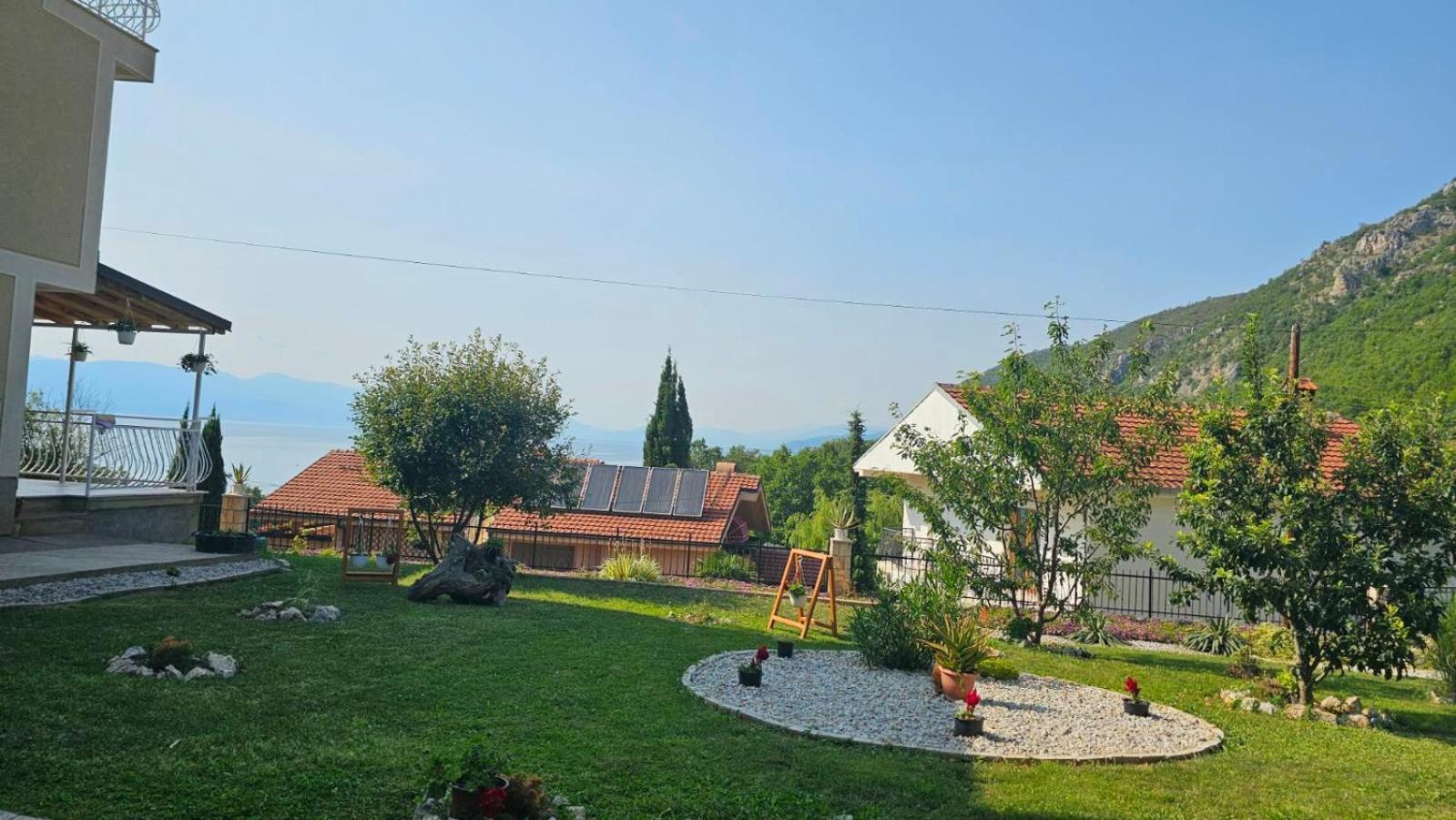 Villa Karolina Ohrid Bagian luar foto